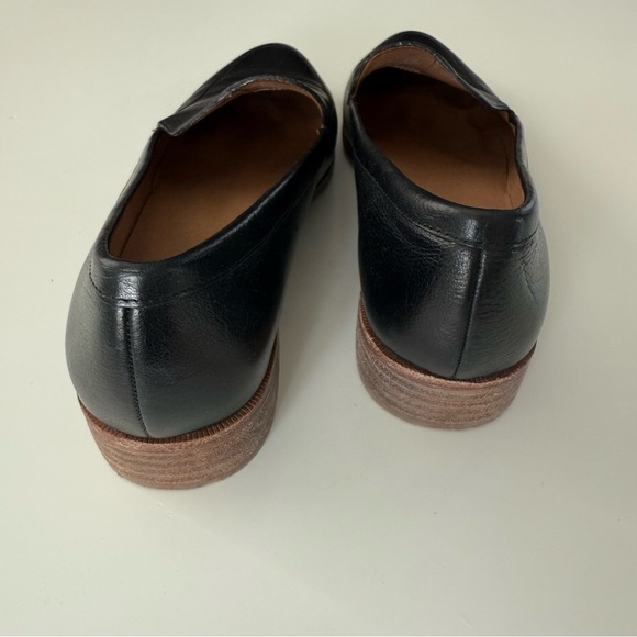 Madewell Black Leather Loafers - Picture 5 of 9